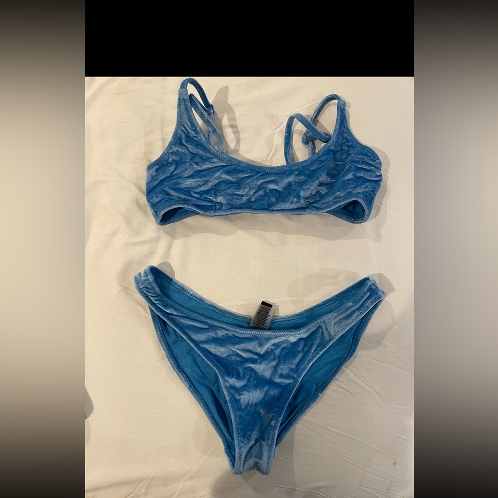 RARE TRIANGL BIKINI